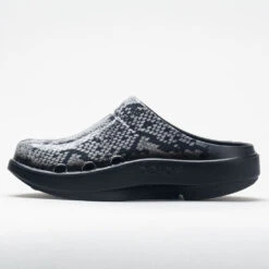 OOFOS OOcloog Limited Women's Black/Snakeskin -Hoka || On Running || BROOKS Shop 631220 1